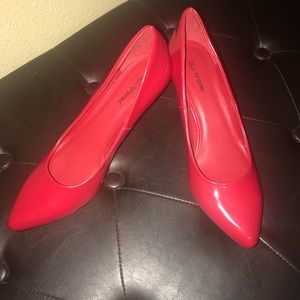 Call it spring red small heel!
